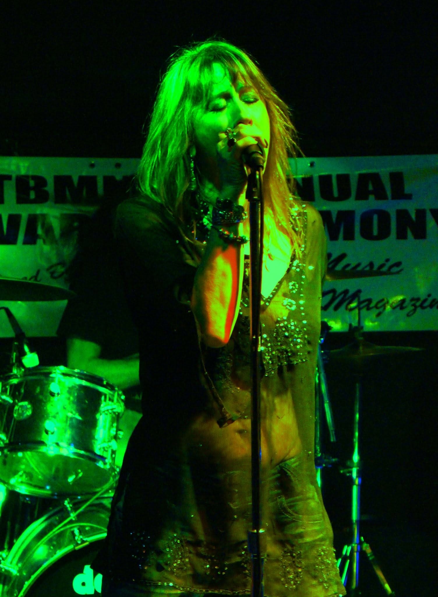 Angie Campbell performing live green lighting